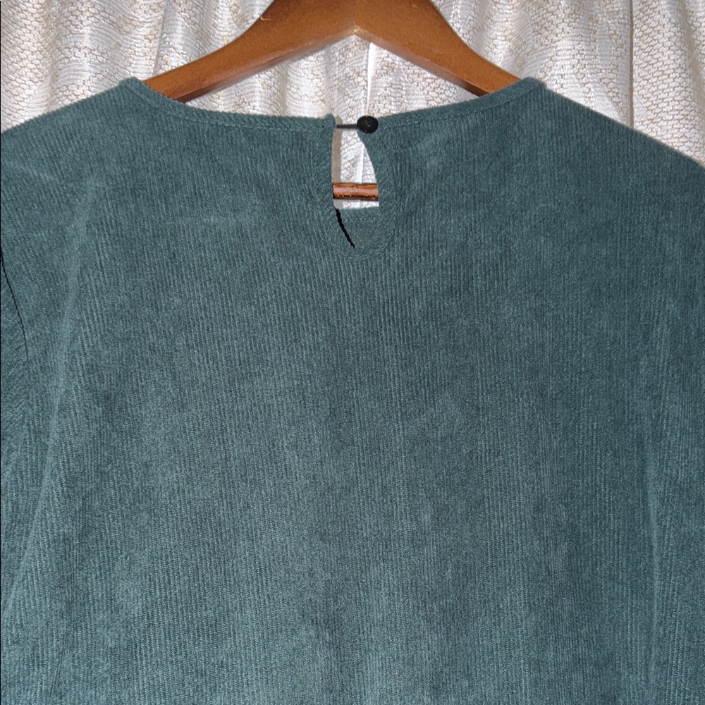 4/$15 Elegant Green Long Sleeve Dress - Picture 4 of 4
